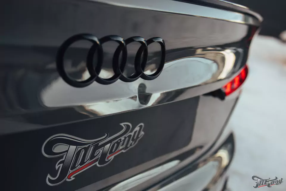Кузовной ремонт и перетяжка руля для Audi A5